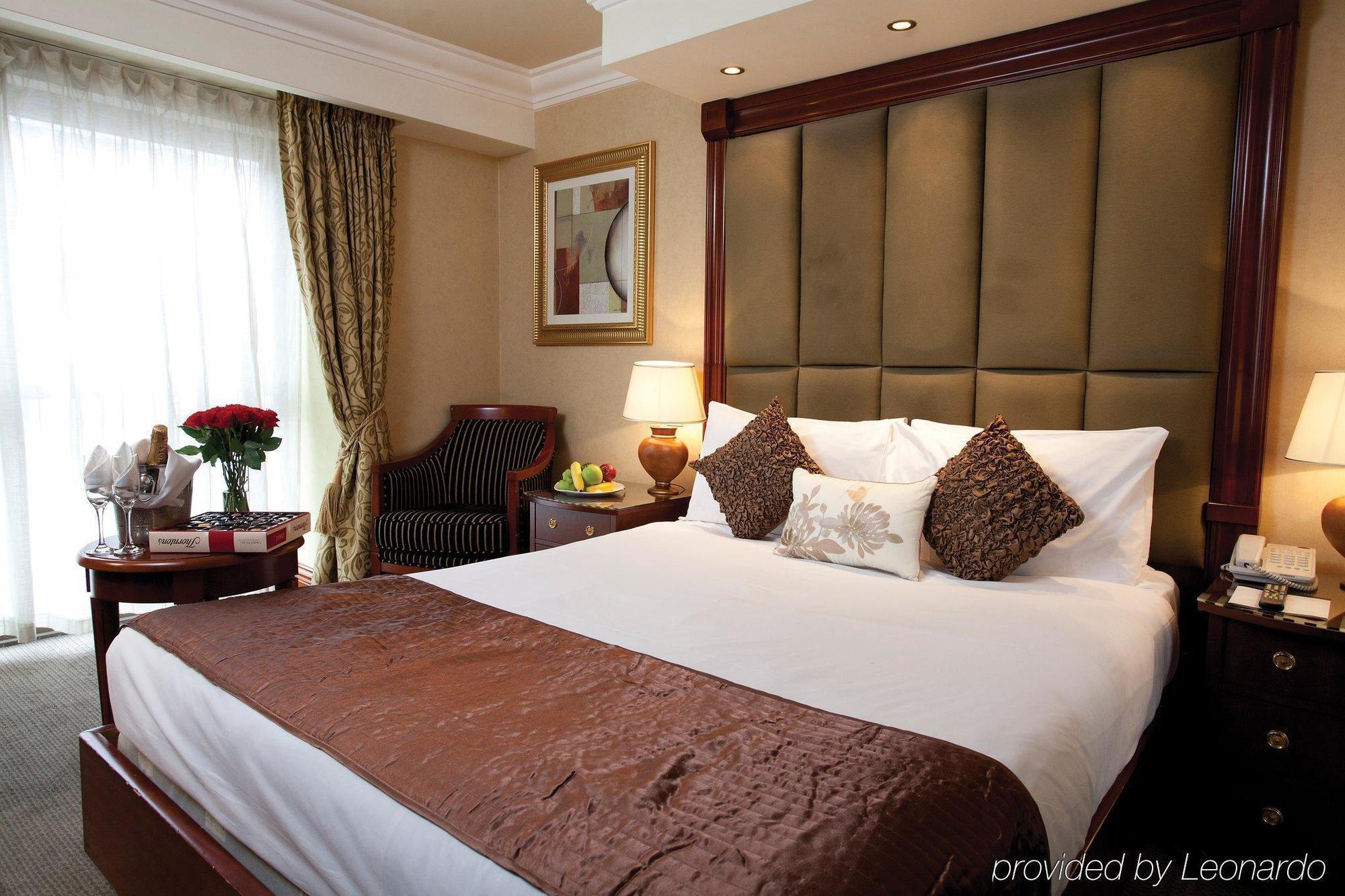 Park Grand Kensington London Phòng bức ảnh